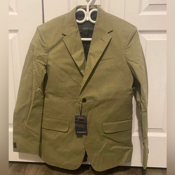 Men 38R Studio Suits blazer. Chino green, true to size, never worn. - Picture 1 of 1